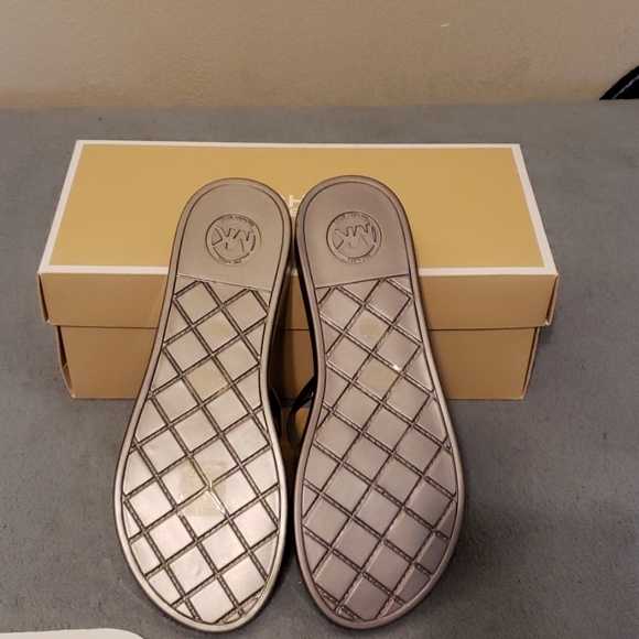 Michael kors keiko slide sanals new w box size 8 m - Picture 2 of 8